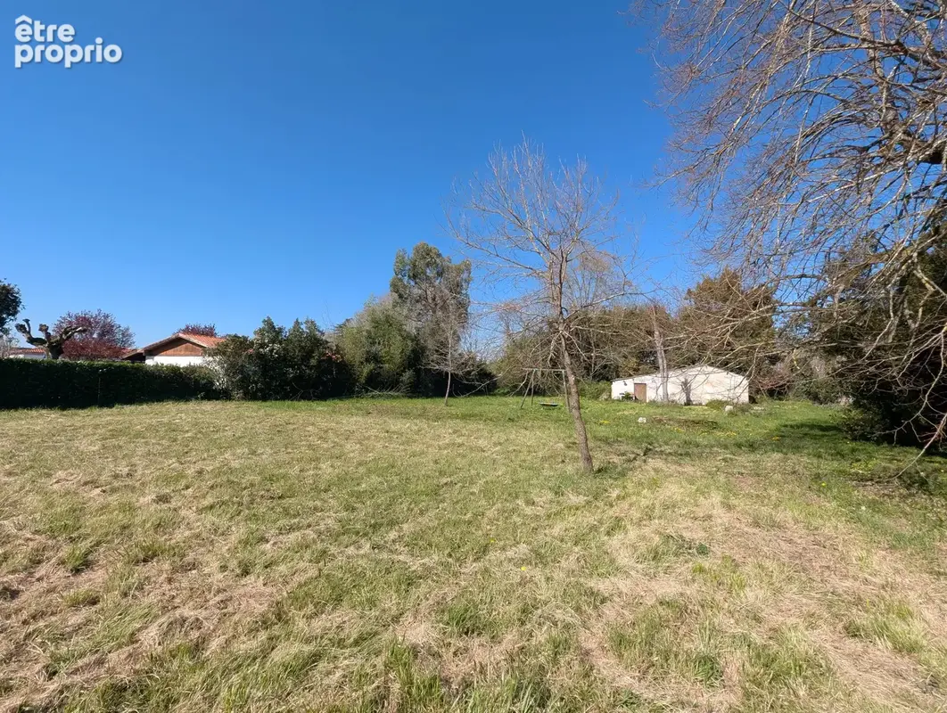 Jolie maison de village en pierre avec grand jardin  et dépendances - photo 2