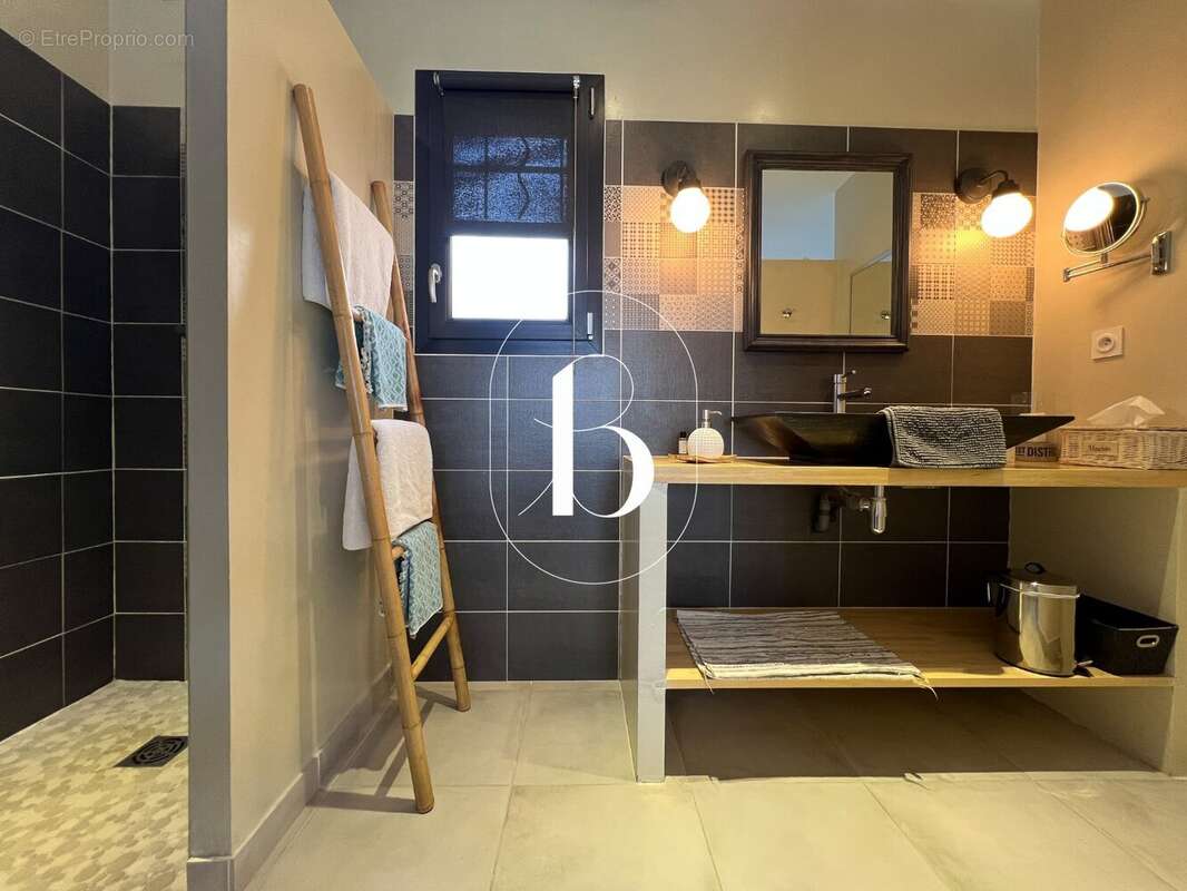 Maison 195 m² à Barjac  - photo 20