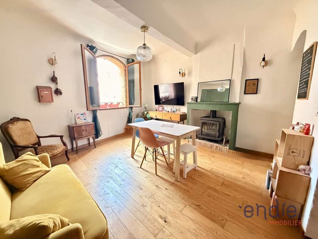 Maison à LORGUES