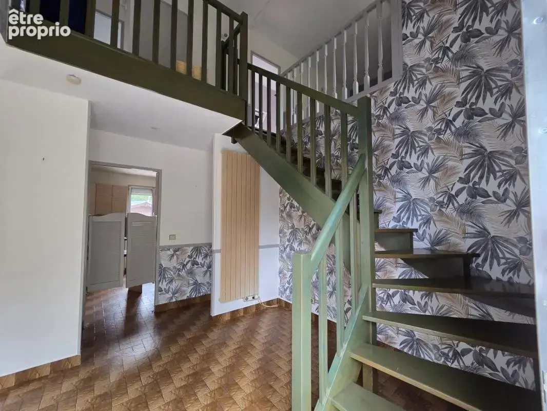 Maison familiale 4 chambres avec jardin-dependances  a vendr - photo 3