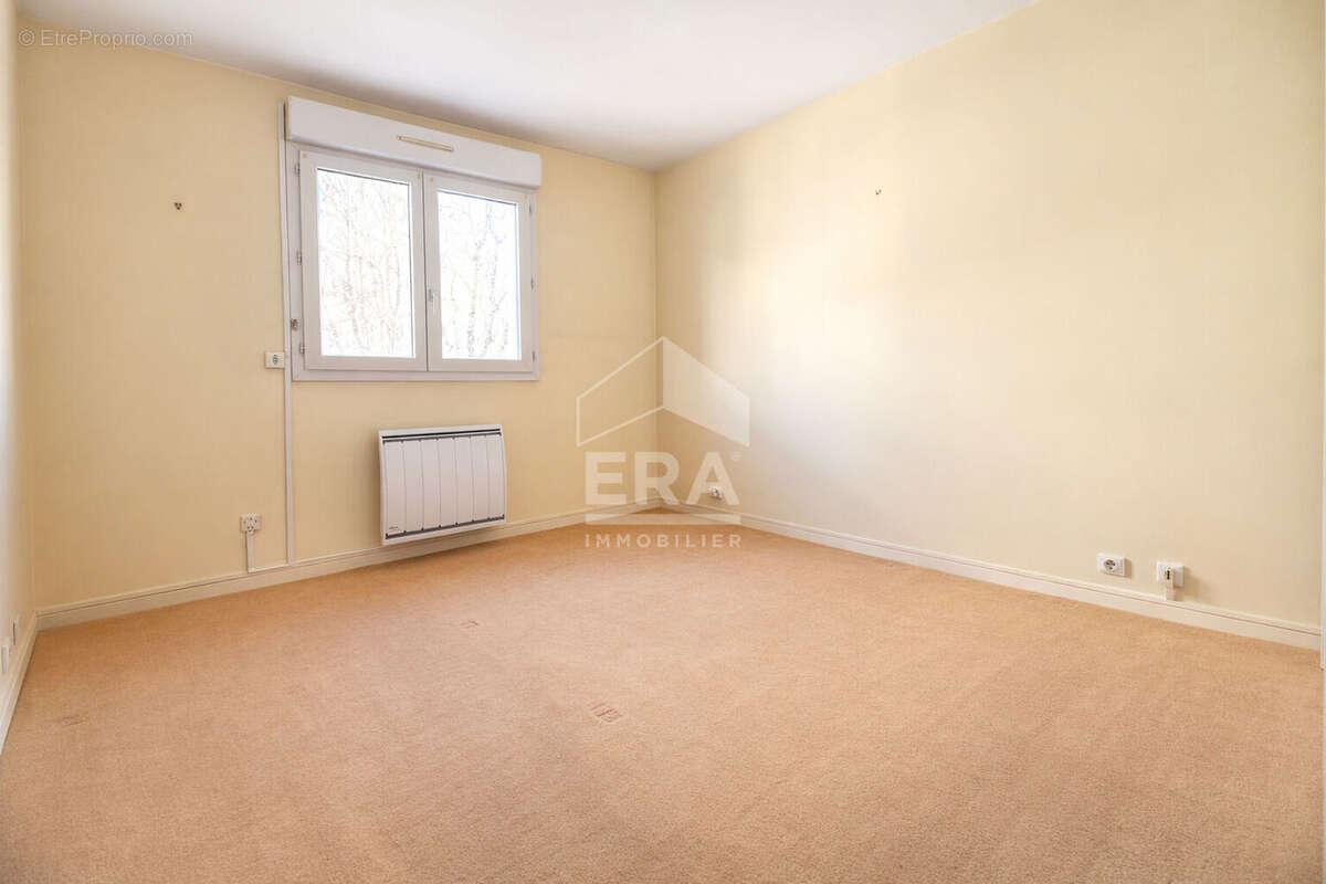 Appartement à ISSY-LES-MOULINEAUX