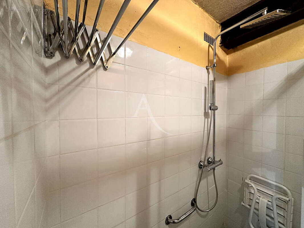 Appartement à VOLONNE