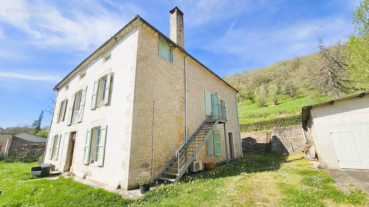 Maison à CAYLUS
