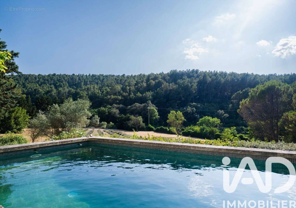 Photo 3 - Maison à FONTAINE-DE-VAUCLUSE