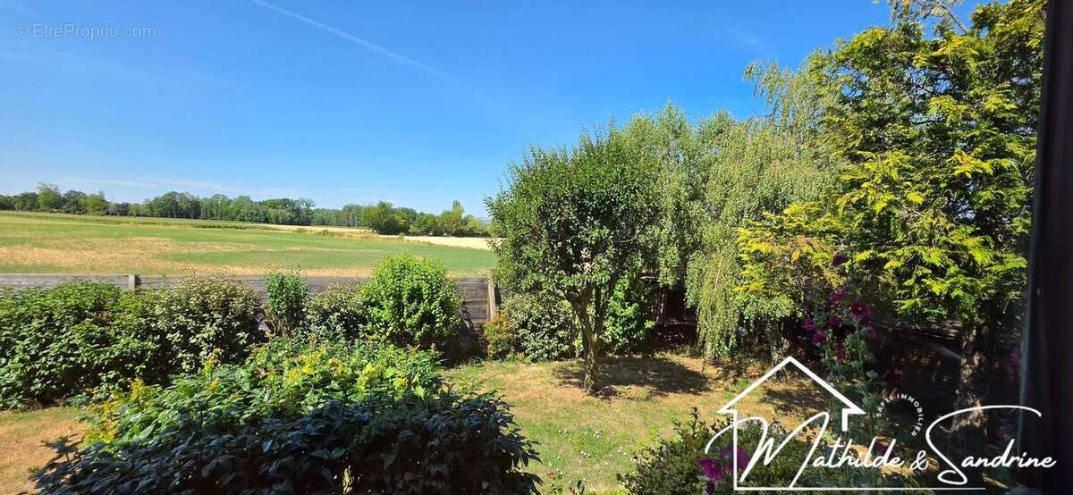 Maison 114 m² à Saint-Remy-De-Chargnat  - photo 9