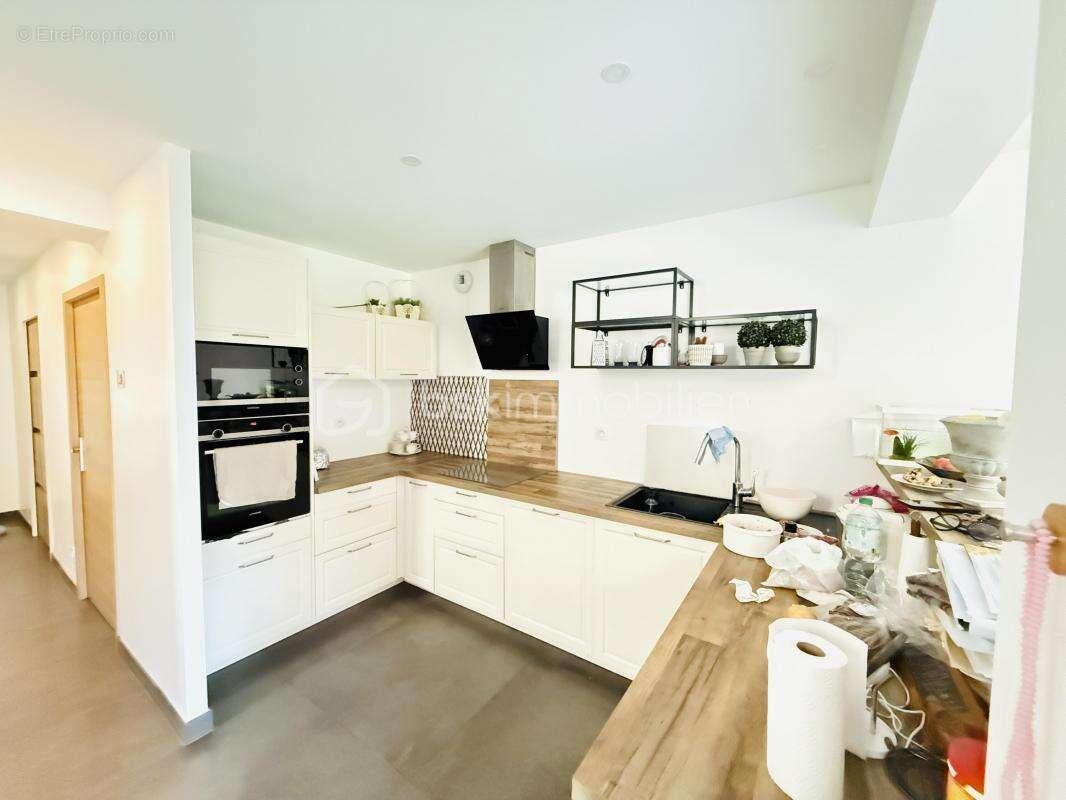 Maison à VEZIN-LE-COQUET