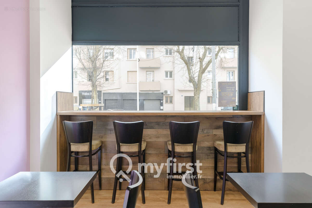 Murs commerciaux loués   Visibilité maximale et rendement sécurisé à l’est de Toulon - photo 2