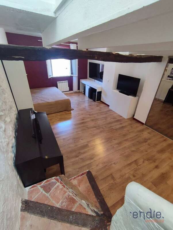 Appartement à LORGUES