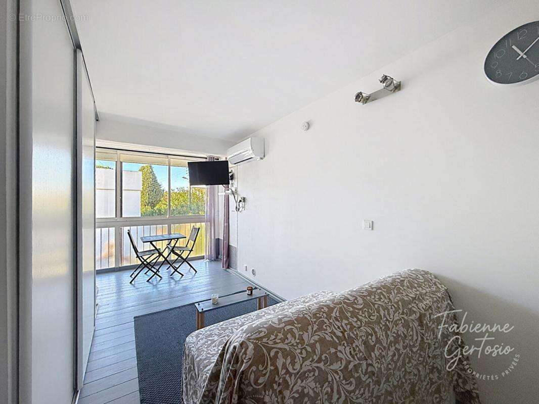 Appartement à HYERES