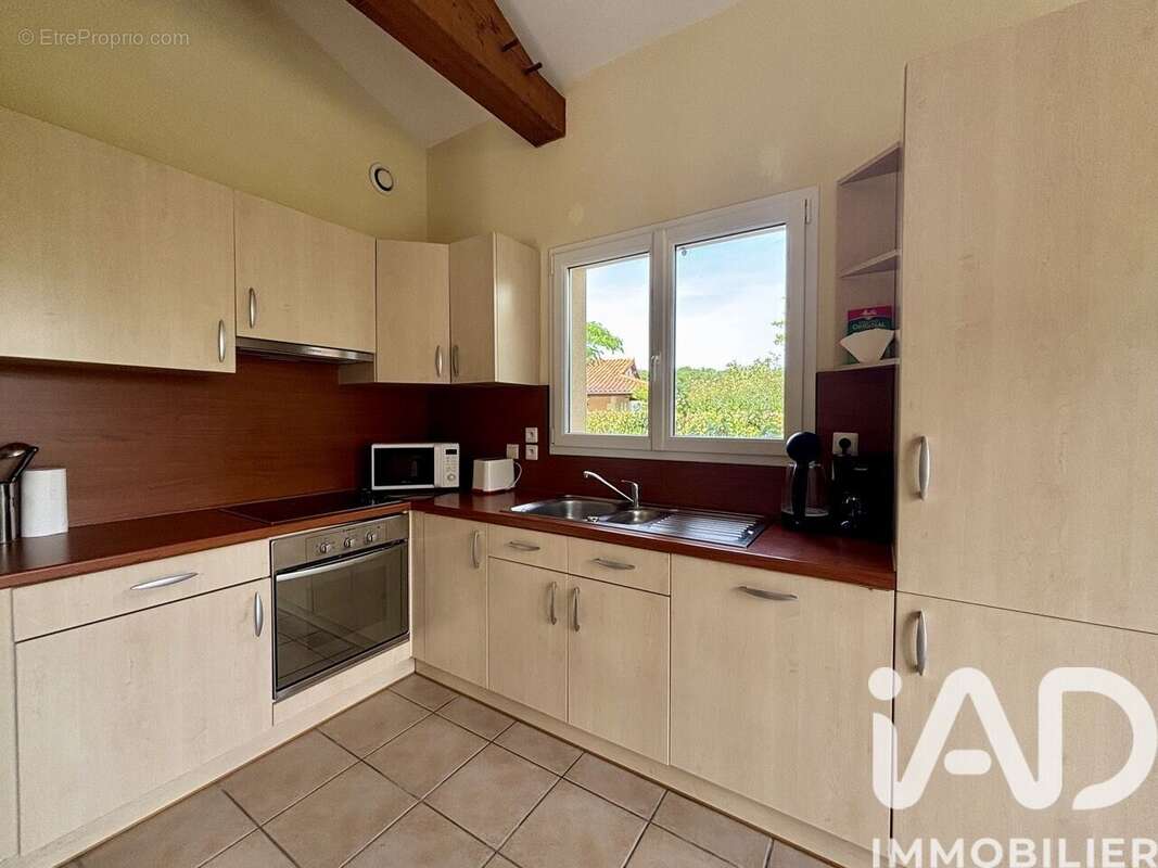 Maison 75 m² à Les Forges  - photo 4