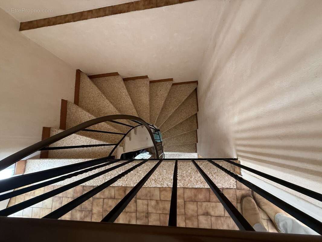 Photo 4 - Maison à COLOMBIERES-SUR-ORB