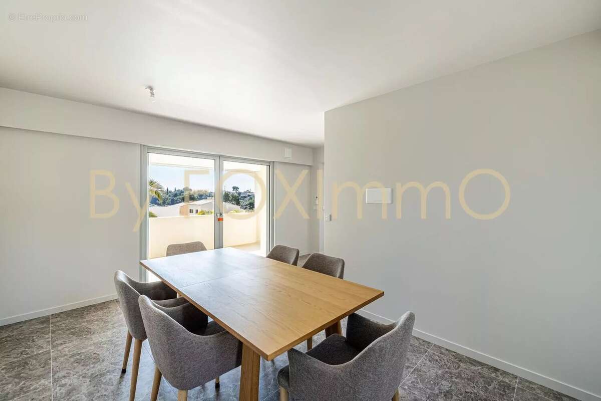 Maison à CAGNES-SUR-MER