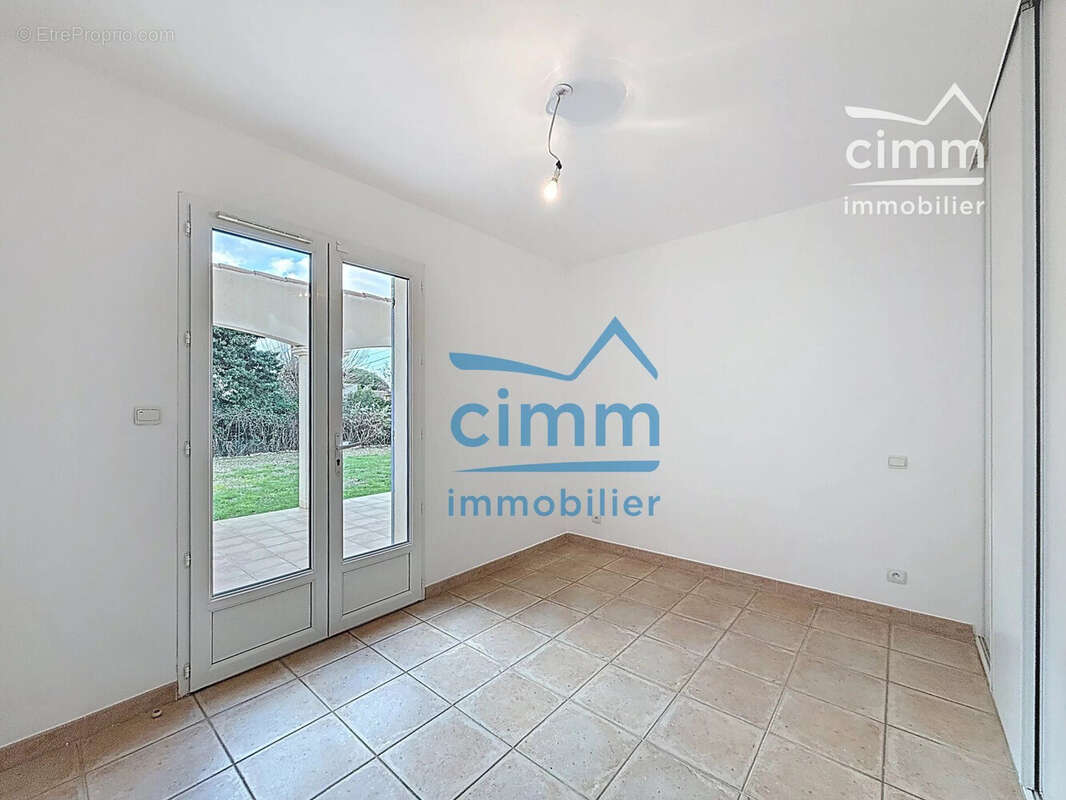 Maison 90 m² à Mazan  - photo 7