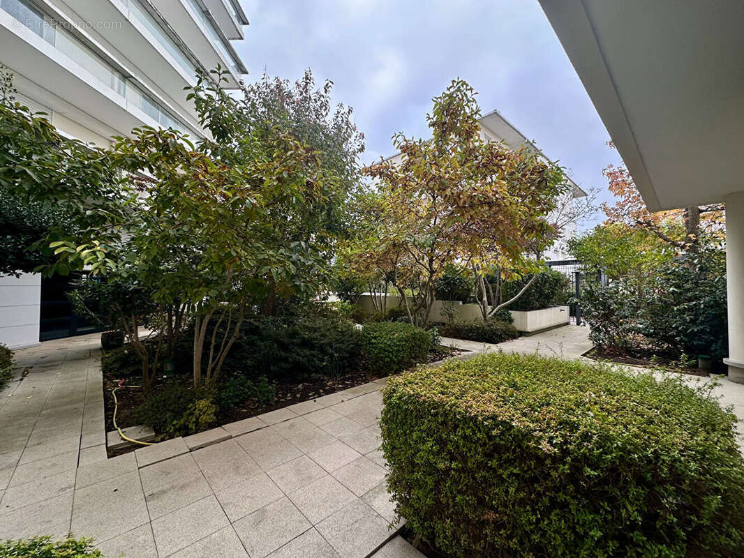 Appartement à MONTIGNY-LE-BRETONNEUX