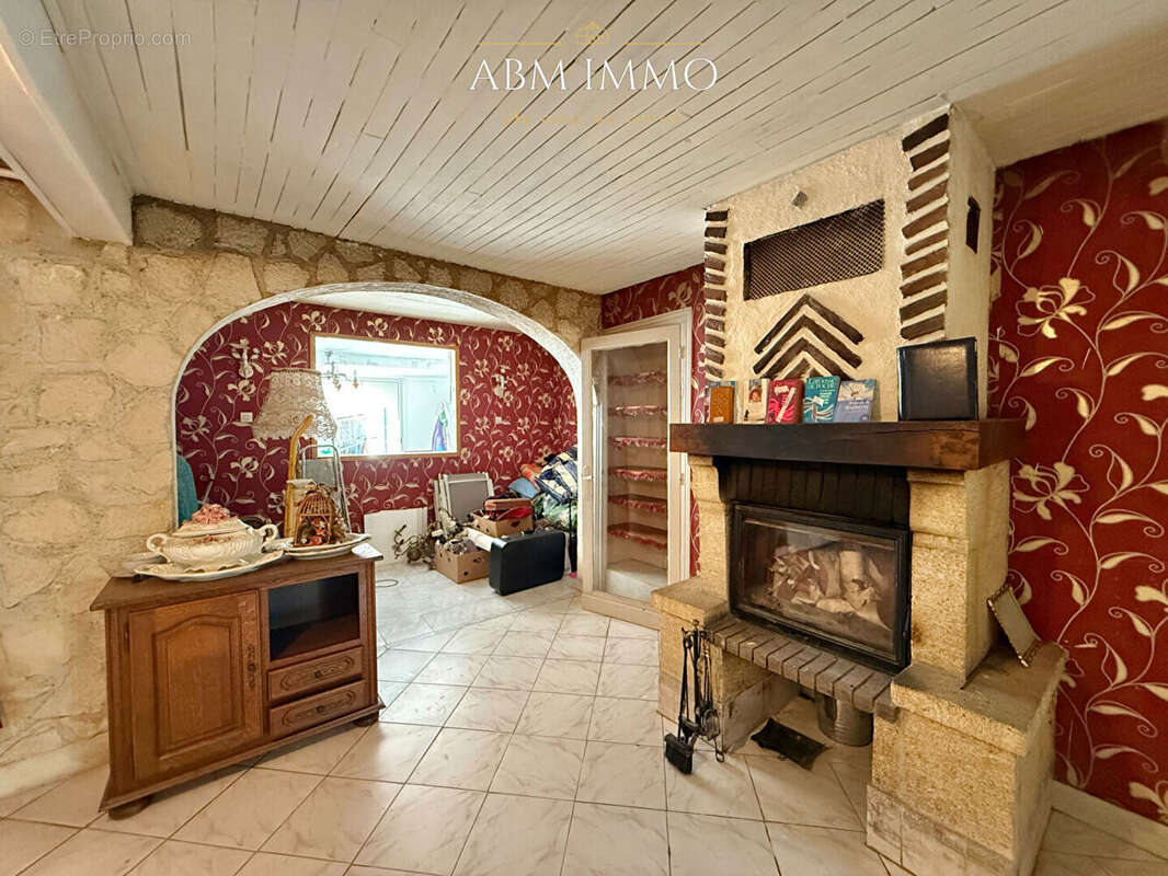 Maison à PRIGONRIEUX