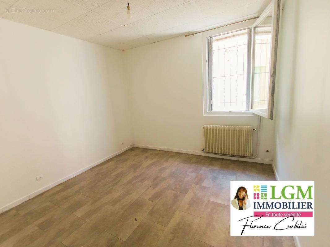 Bel appartement 3 pièces en rez-de-chaussée avec cour et jardinet partagés - photo 6