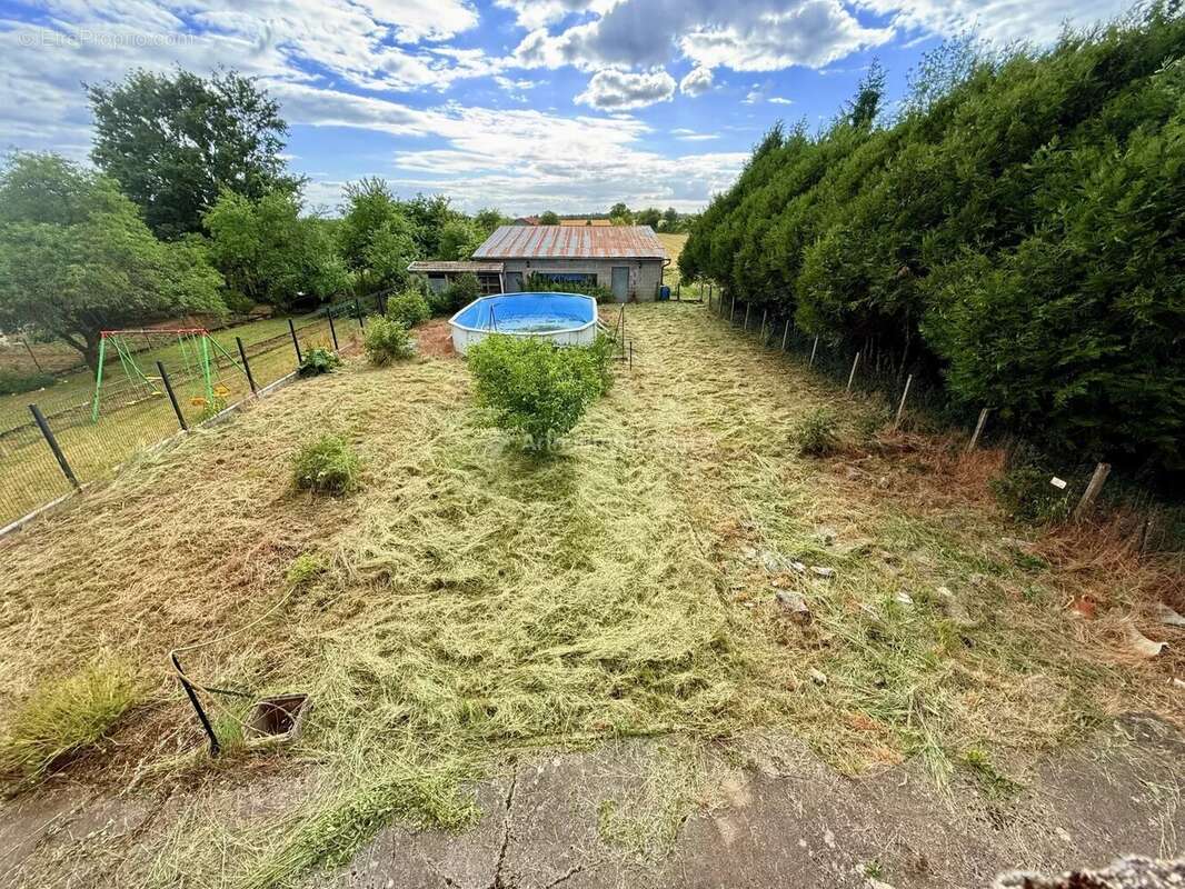 Maison en pierre avec hangar - photo 16