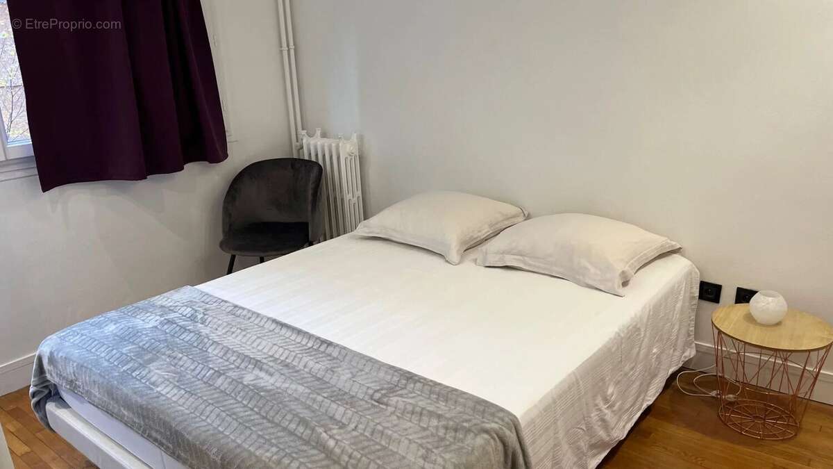 Appartement à LA GARENNE-COLOMBES