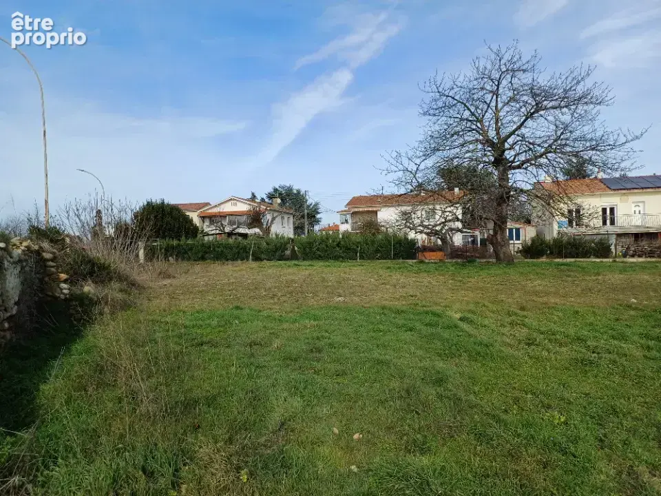 Terrain à VERNIOLLE