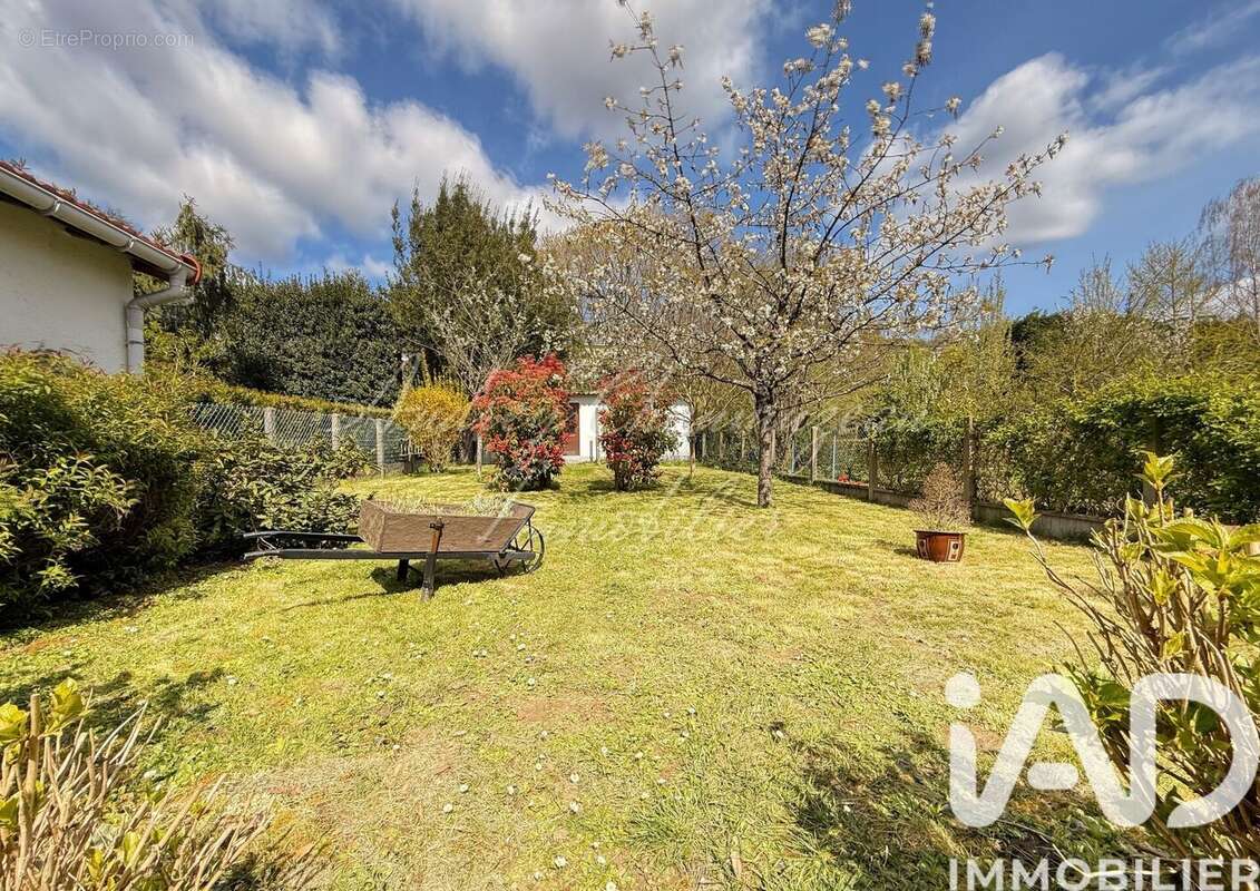 Photo 2 - Maison à ORSAY