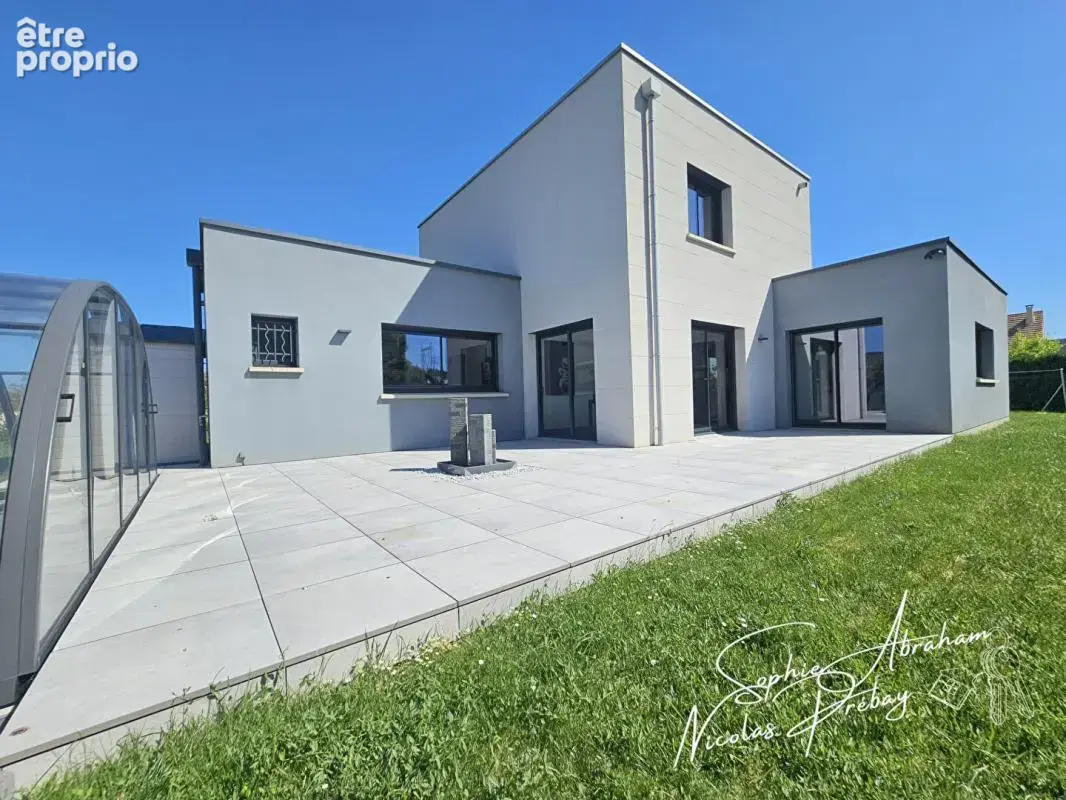 Maison contemporaine BBC , 3 chambres, garage de 48 m², jardin avec piscine - photo 2