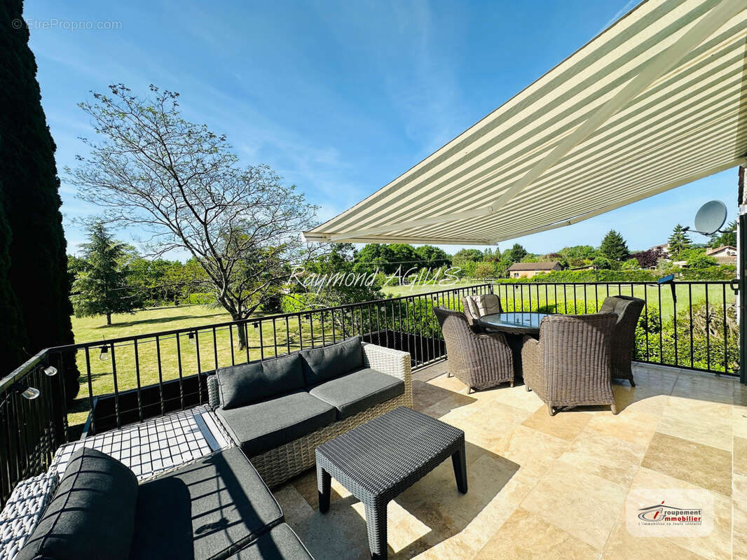 Maison à SAUSSIGNAC