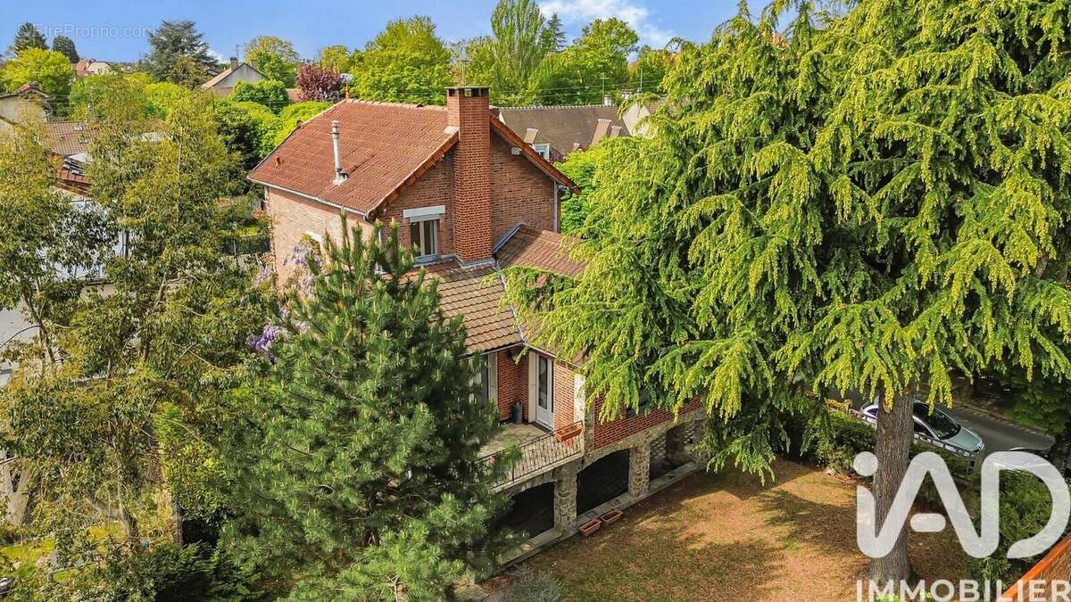 Photo 2 - Maison à LE RAINCY
