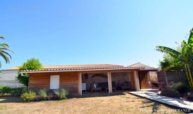 Maison à vendre 5 pièces 103 m2 SAINT PIERRE D'OLERON (17) 348 480 € - photo 15