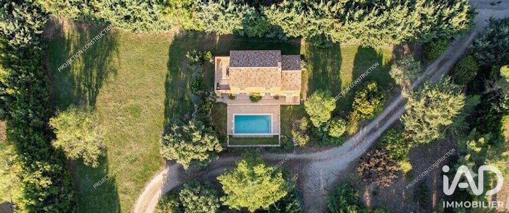 Terrain 1150 m² à Cucuron  - photo 2