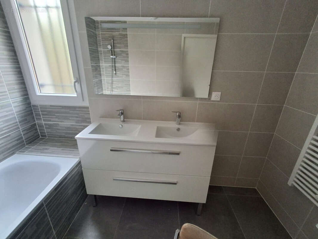 Appartement à LES PENNES-MIRABEAU