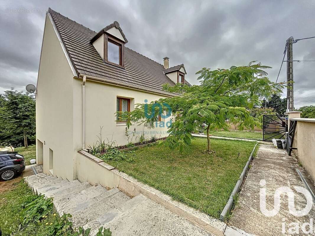 Photo 2 - Maison à LA SELLE-EN-HERMOY