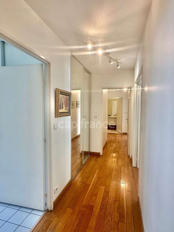 Appartement à MAISONS-LAFFITTE