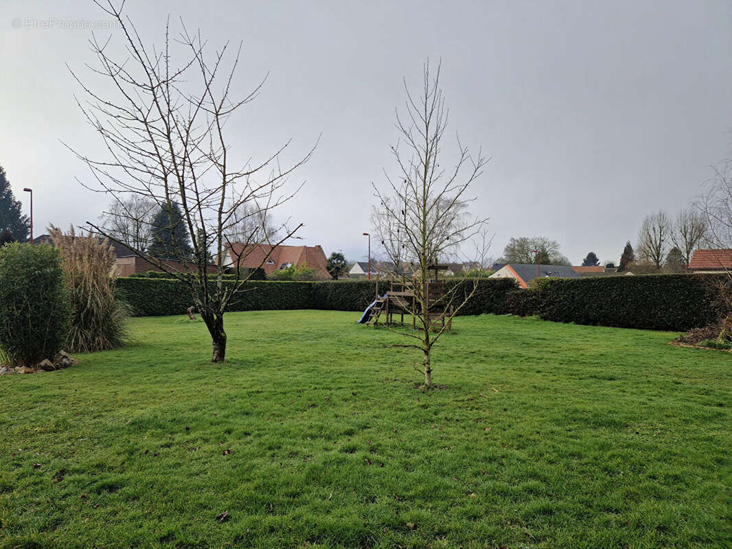 Maison à MESNIL-RAOUL