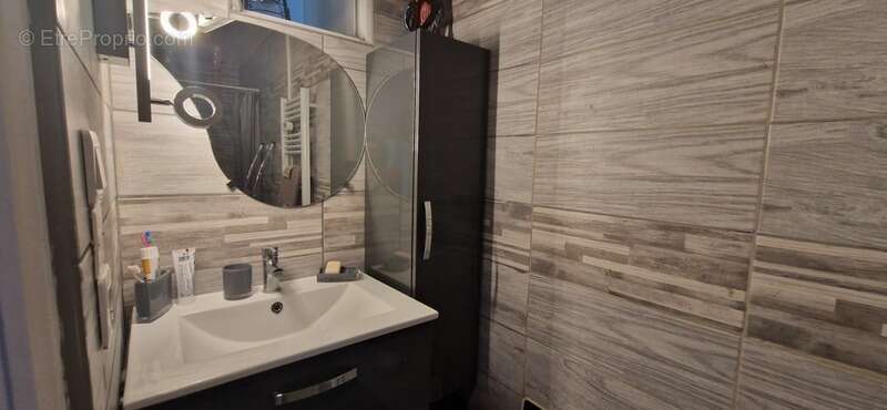 Maison à DECAZEVILLE