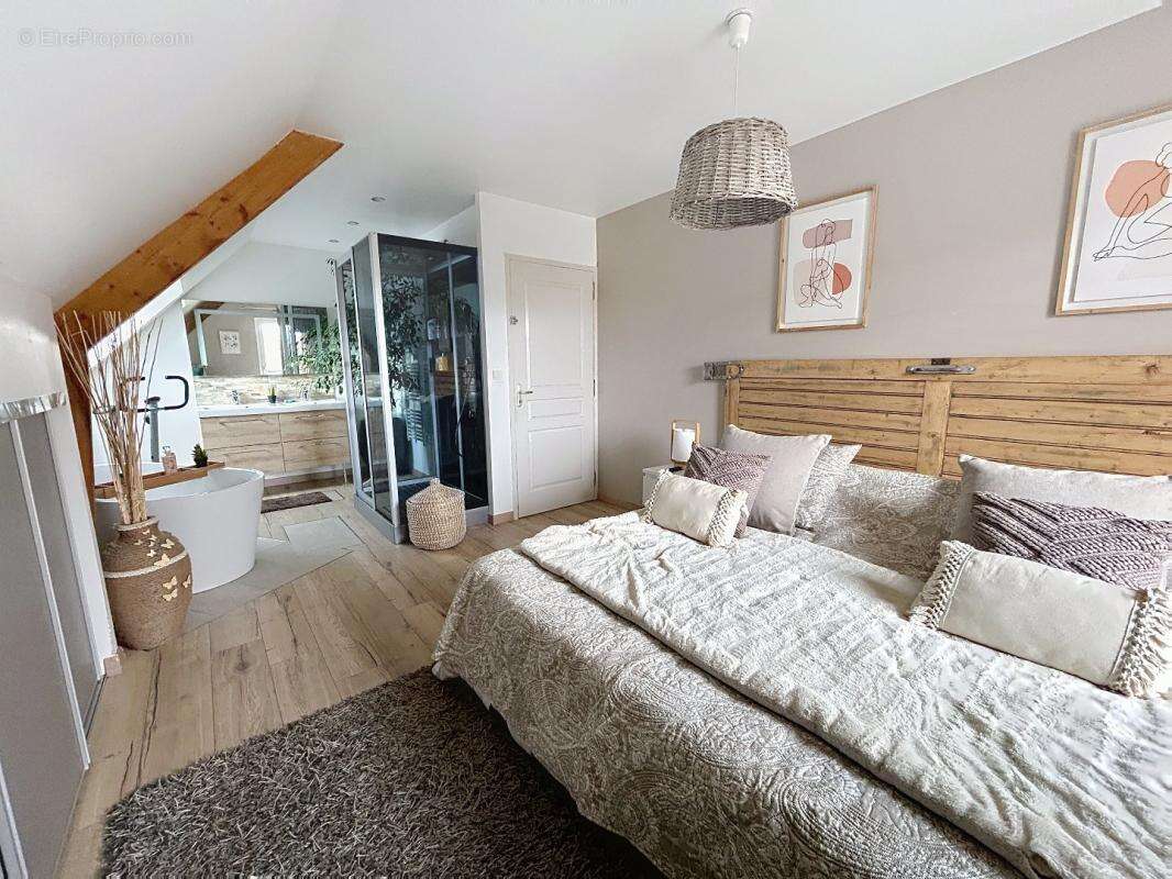 Maison à SANNERVILLE