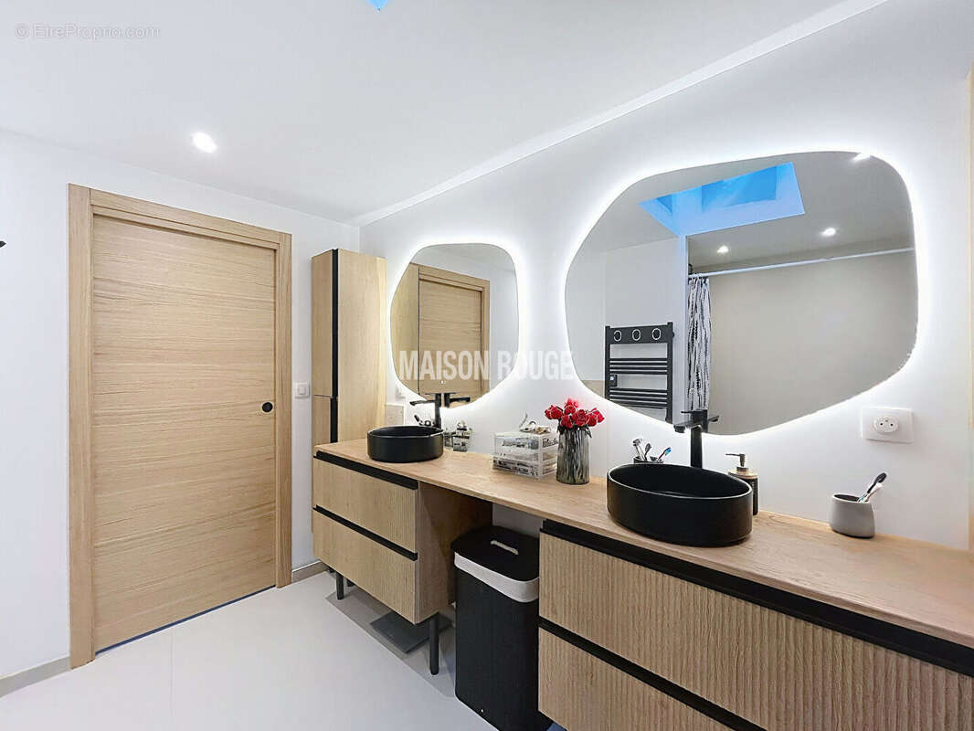 Maison à SAINT-MELOIR-DES-ONDES