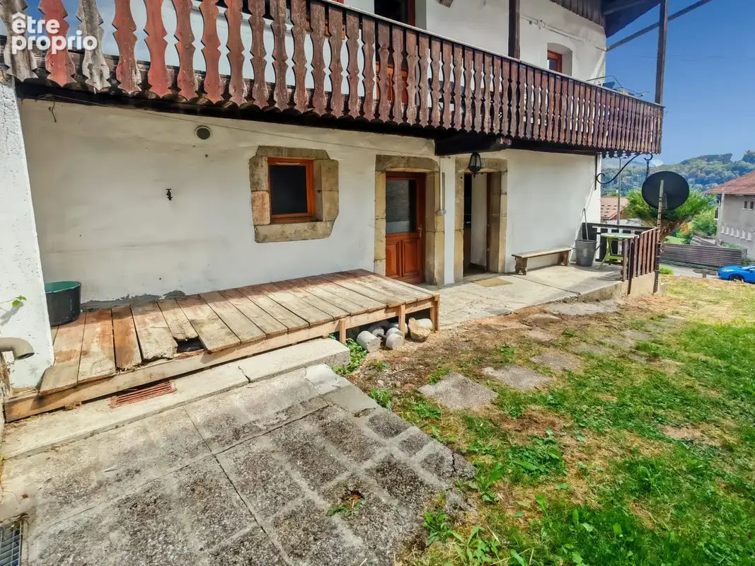 Appartement à ONNION