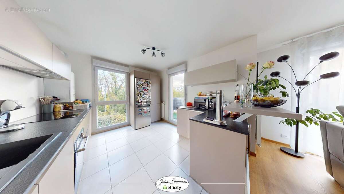 Appartement à MAREIL-MARLY