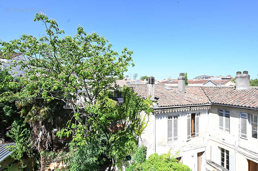 Au coeur de Bordeaux, derrière la façade élégante d'un immeuble de caractère - photo 2