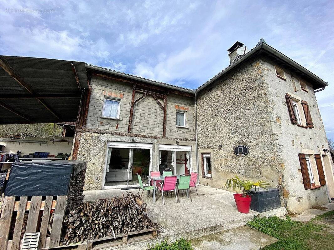 Maison à CAUMONT