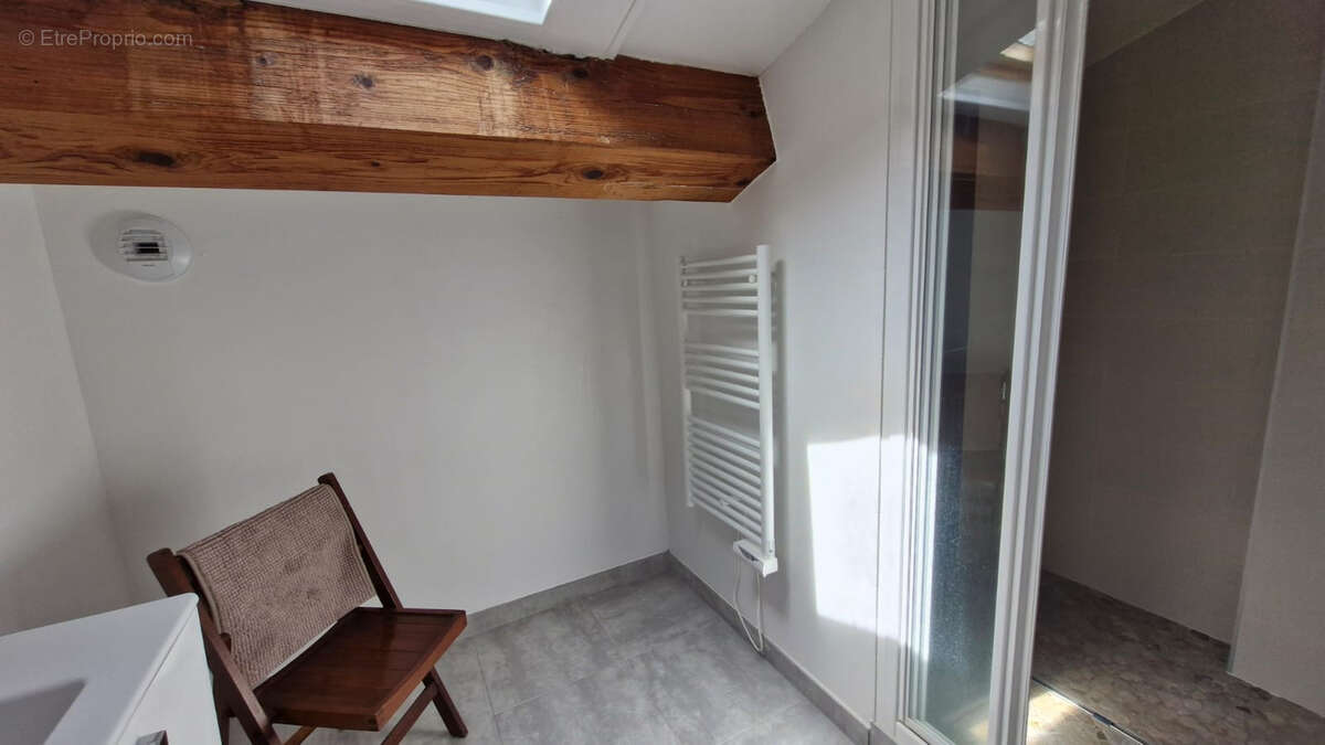 Maison à CHENAC-SAINT-SEURIN-D&#039;UZET