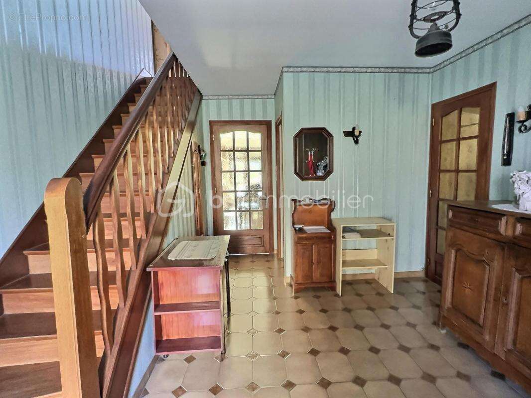 Maison à DOM-LE-MESNIL