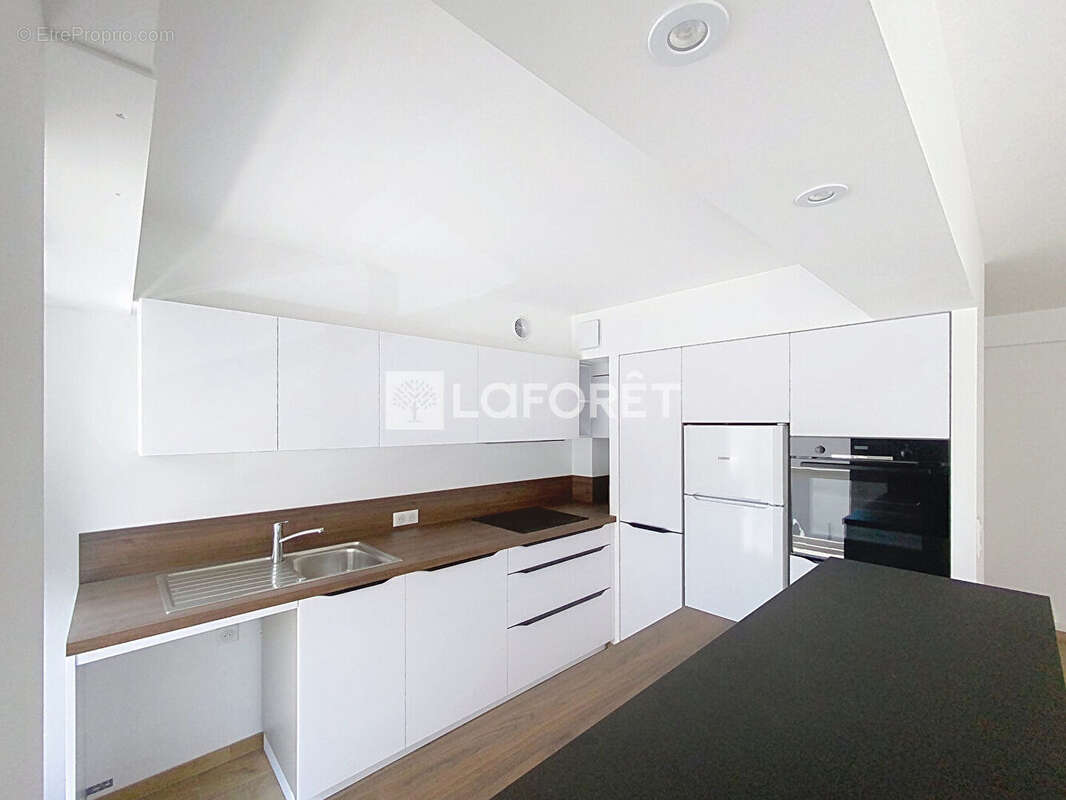 Appartement  hyper cnetre t3 place de parking cellier - photo 4