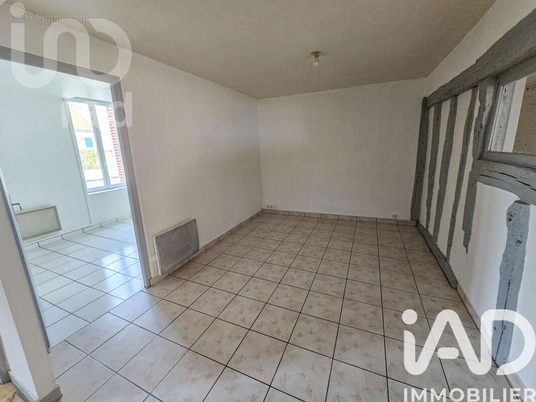 Photo 5 - Maison à CHEVILLON-SUR-HUILLARD