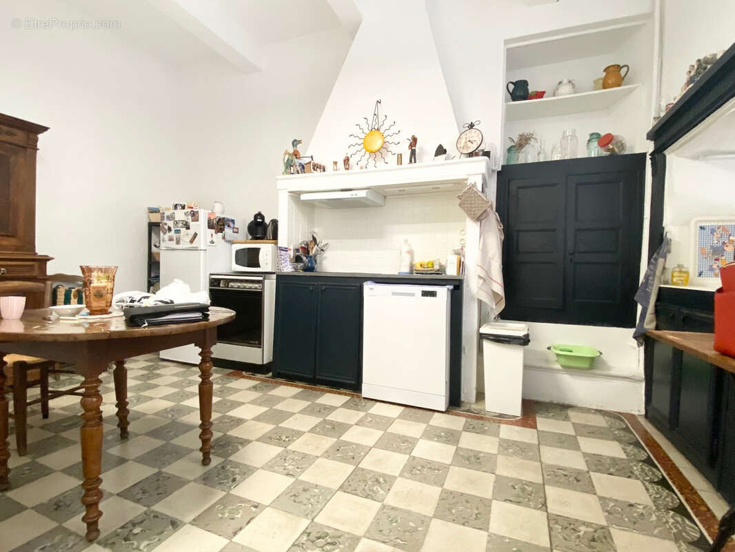 Maison à BAGNOLS-SUR-CEZE