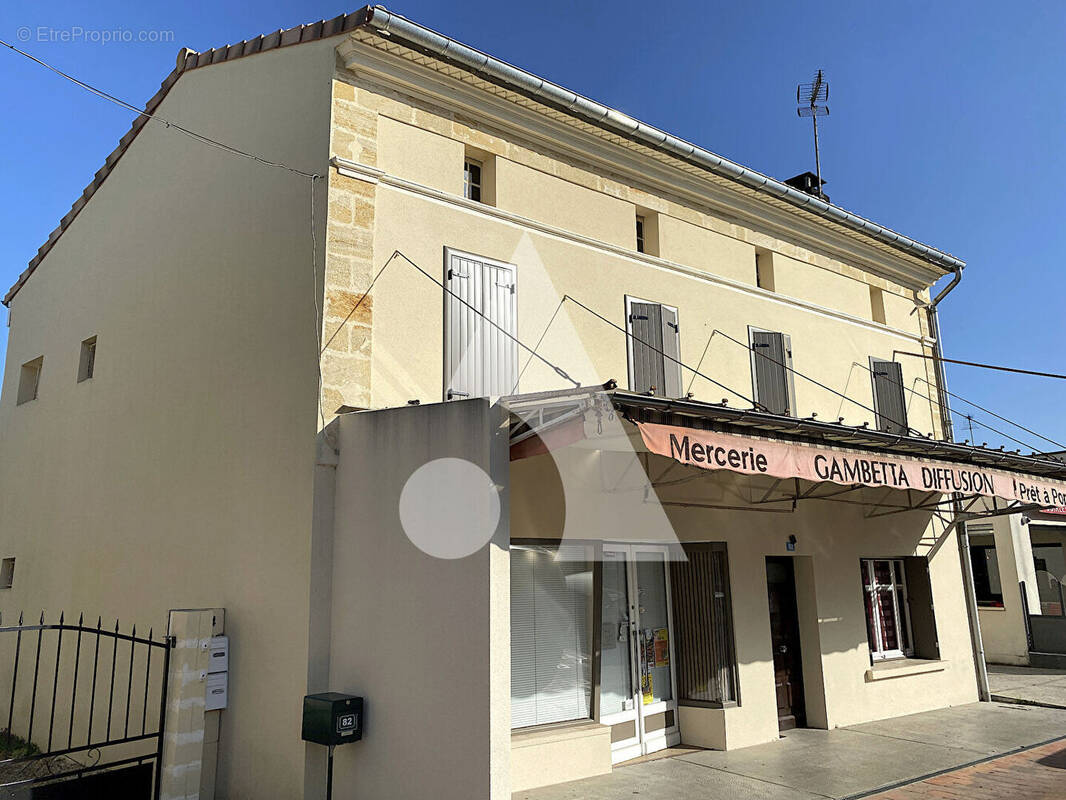 Maison à SAINT-SEURIN-SUR-L'ISLE