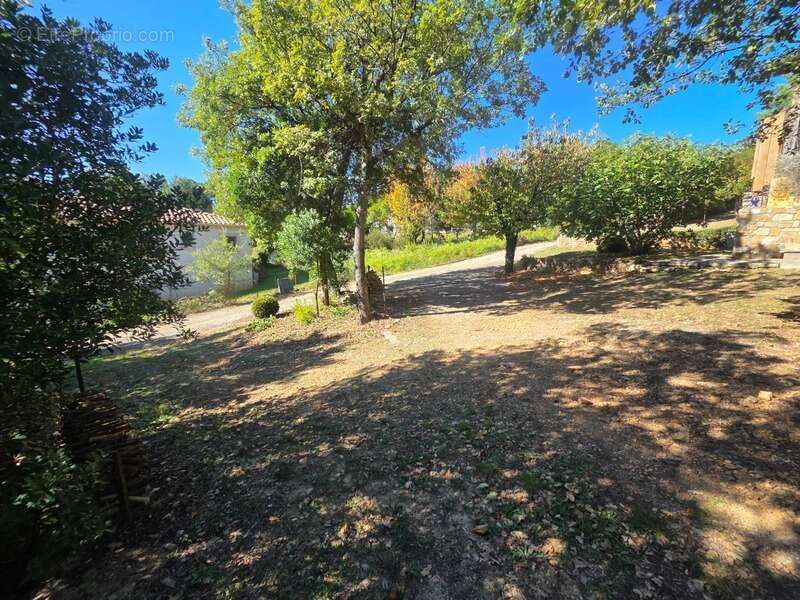 Maison à DURFORT-ET-SAINT-MARTIN-DE-SOSSENAC