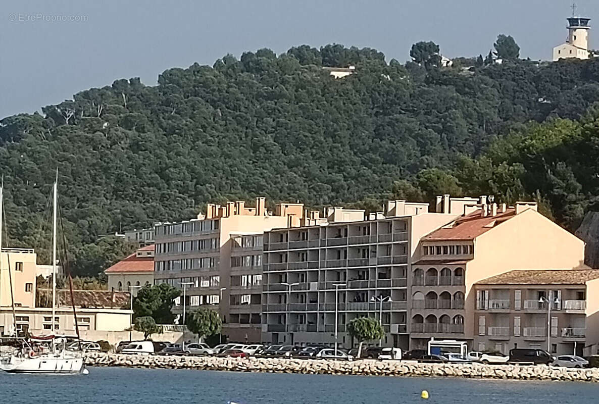 Appartement à SAINT-MANDRIER-SUR-MER