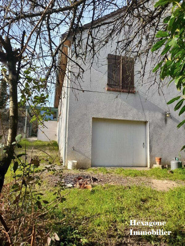 Maison à FAVERELLES