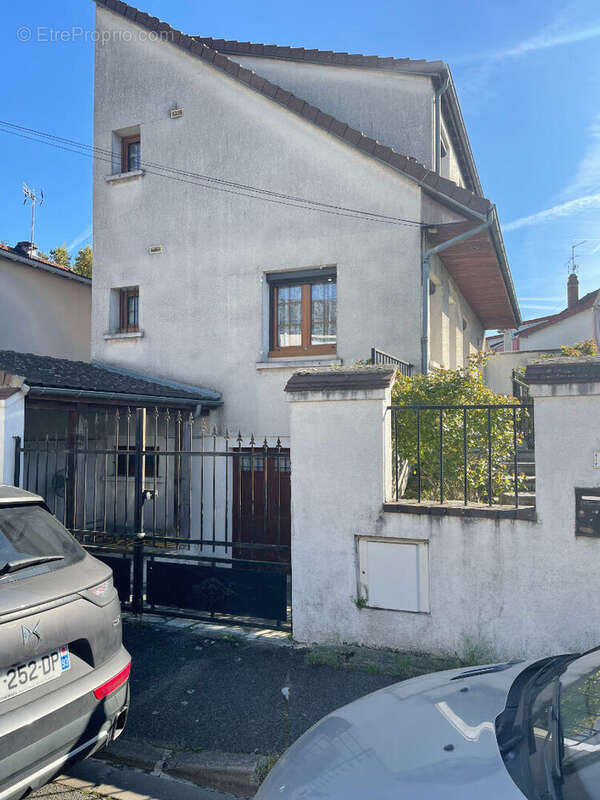 Maison à AULNAY-SOUS-BOIS